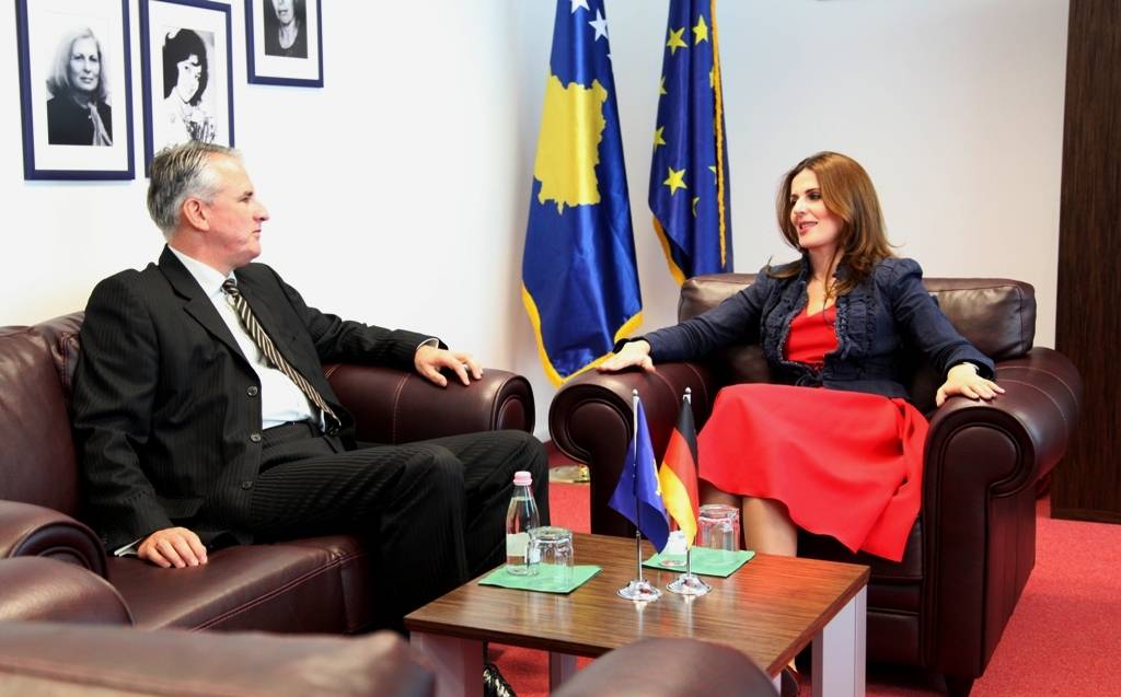 Ministrja Çitaku priti Ambasadorin e Gjermanisë në Kosovë z. Blomeyer