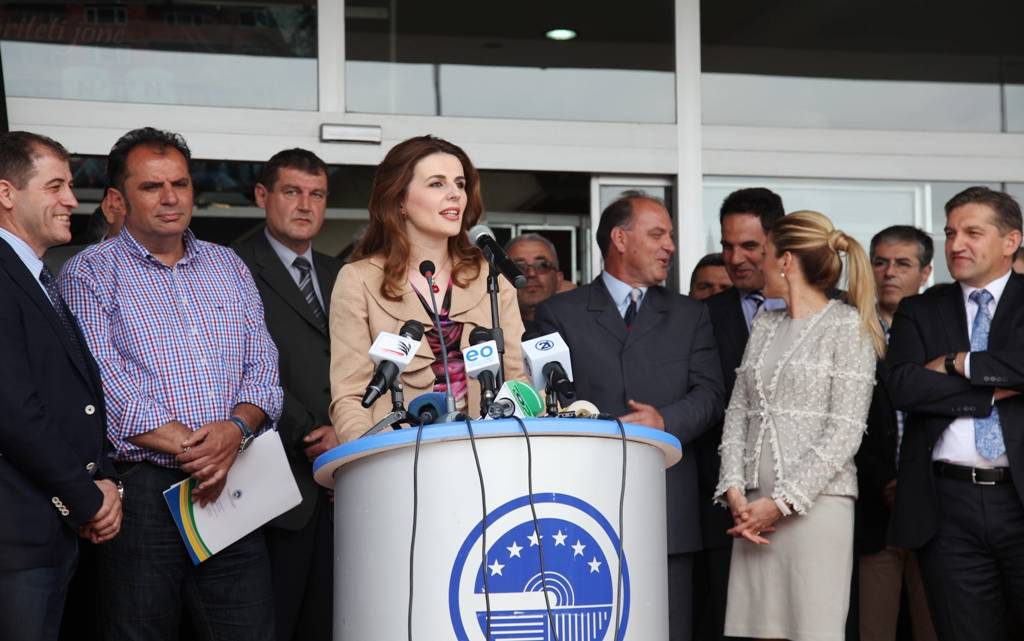 Ministrja Çitaku morri pjesë në hapjen solemne të Panairit të Përgjithshëm Ndërkombëtar “Prishtina 2013”