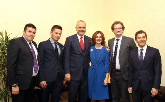 Ministrja çitaku viziton Shqipërinë