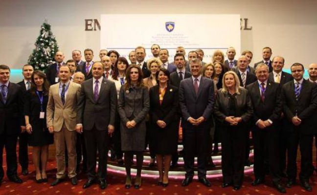 MINISTRJA ÇITAKU PO MERR PJESË NË KONFERENCËN E E DYTË TË AMBASADORËVE TË REPUBLIKËS SË KOSOVËS, E CILA PO MBAHET NË HOTEL EMERALD PRISHTINË.
