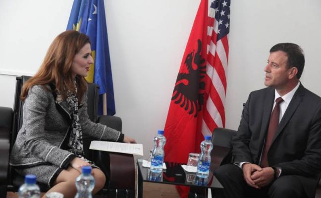 Ministrja Çitaku Vazhdon agjendën e takimeve për kordinim me Kryetarët e Komunave