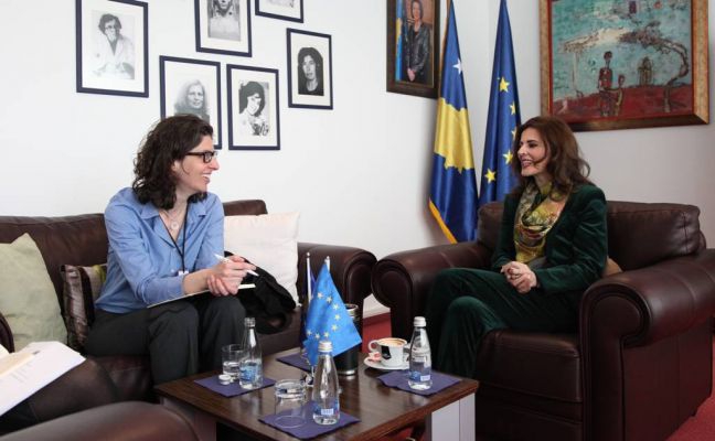 Në Kosovë të drejtat e çdo komuniteti të barabarta