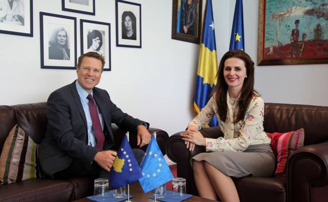 Zgjedhjet e lira dhe demokratike vendimtare për rrugën e Kosovës në BE