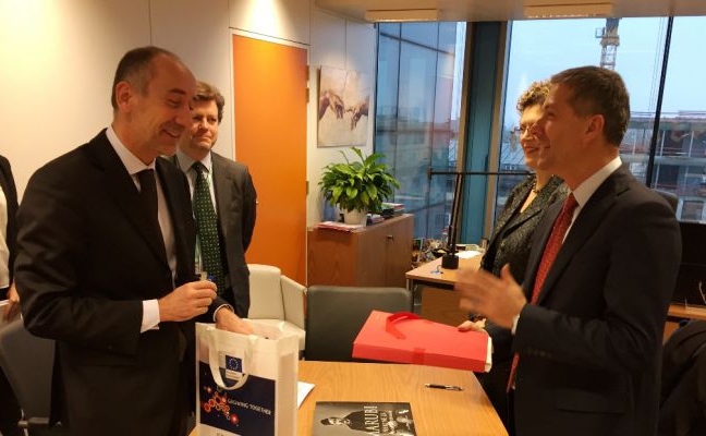 Ministri Çollaku takon Drejtorin për Ballkanin Perëndimor të Komisionit Evropian z. Jean-Éric Paquet