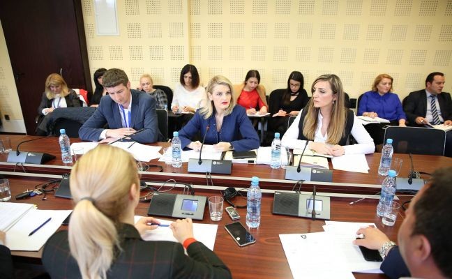 Ministarka Hoxha izvestila je pred Komisijom za evropske integracije: Potrebno je dinamizirati sprovođenje SSP-a