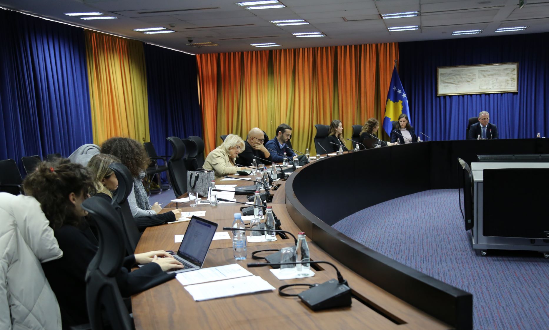 Zëvendëskryeministri Bislimi zhvillon takimin e rregullt me organizata të shoqërisë civile