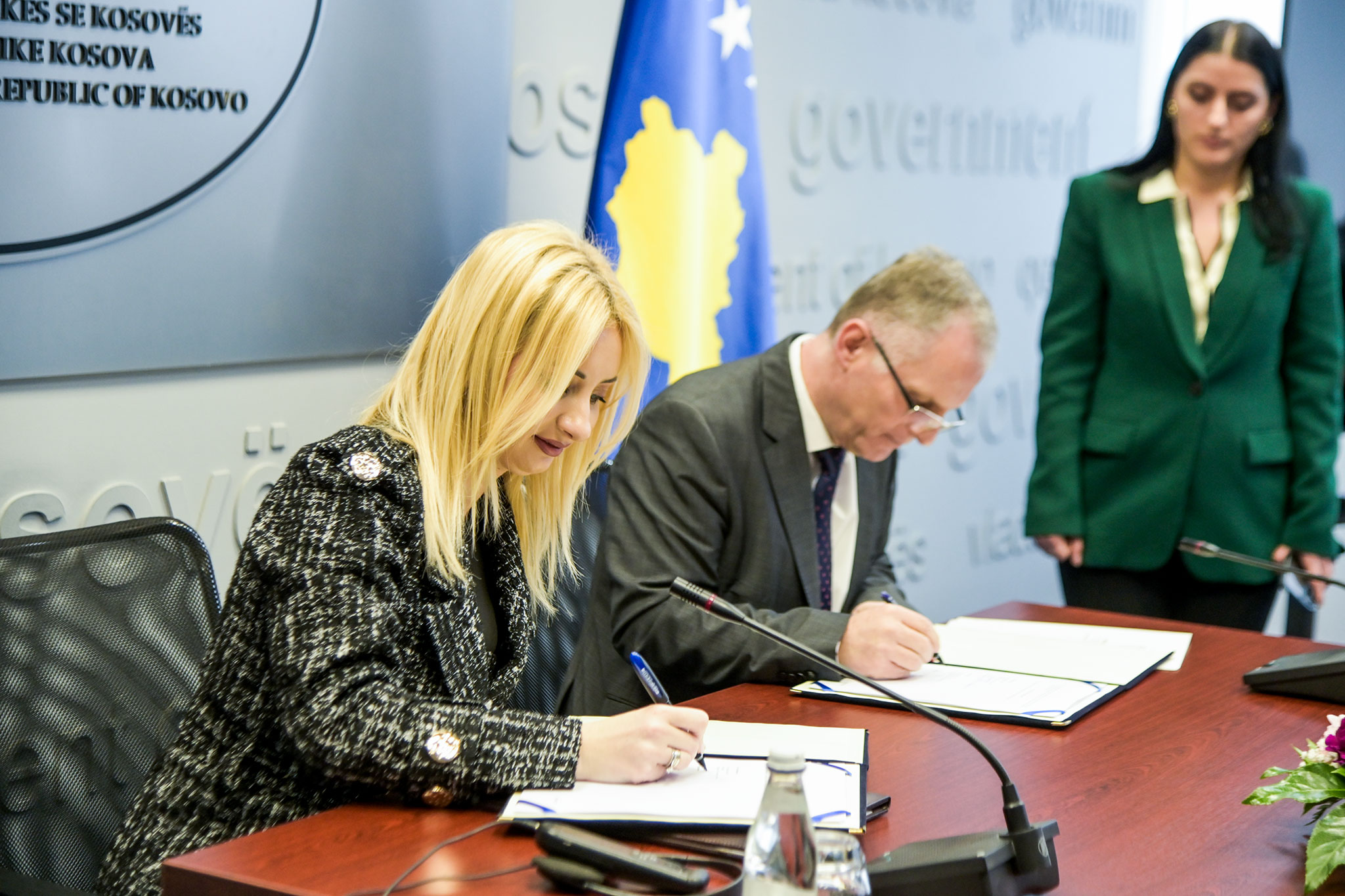 Nënshkruhet marrëveshja dypalëshe mes Republikës së Kosovës dhe Malit të Zi, për Programin e Bashkëpunimit Ndërkufitar IPA III 2021-2027