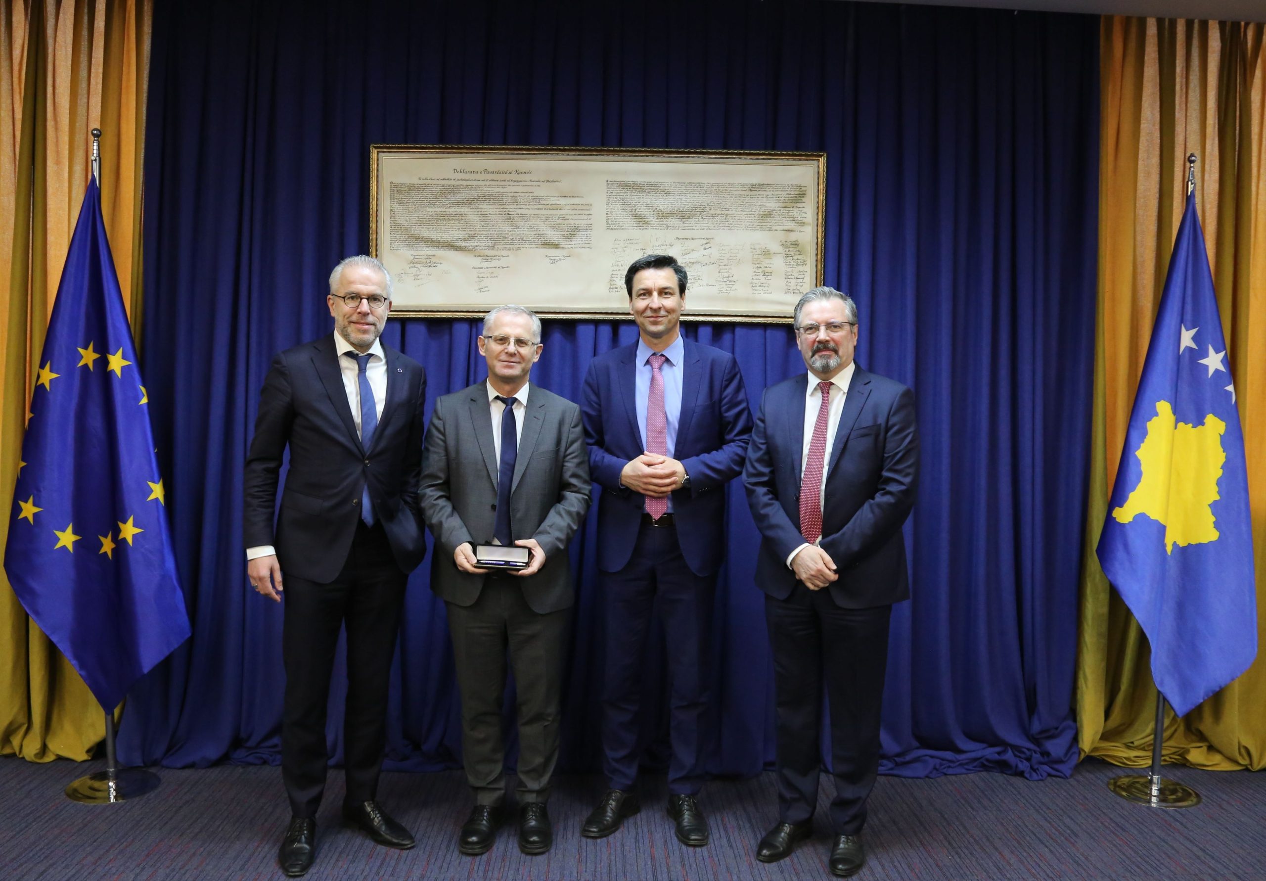 Zamenik premijera Bislimi je poželeo dobrodošlicu evroposlanicima Evropskog Parlamenta, Thijsu Reutenu i Ladislavu Ilčiću
